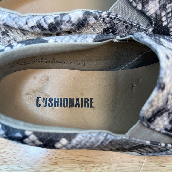 CUSHIONAIRE faux snake skin sneakers‎ size 8.5 - Picture 9 of 10